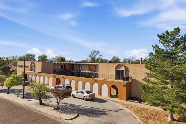 Photo - 500 NE 15th St