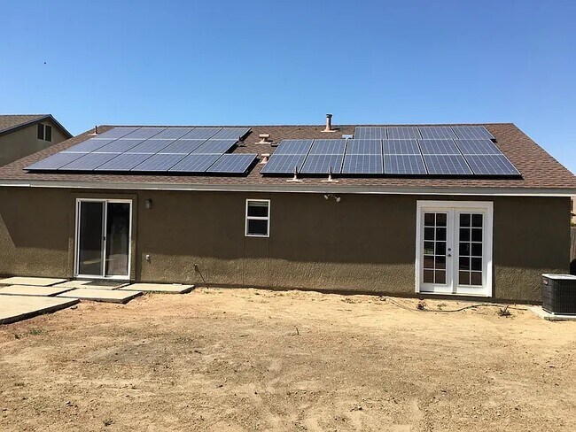 Photo - 6443 E Woodward Ave