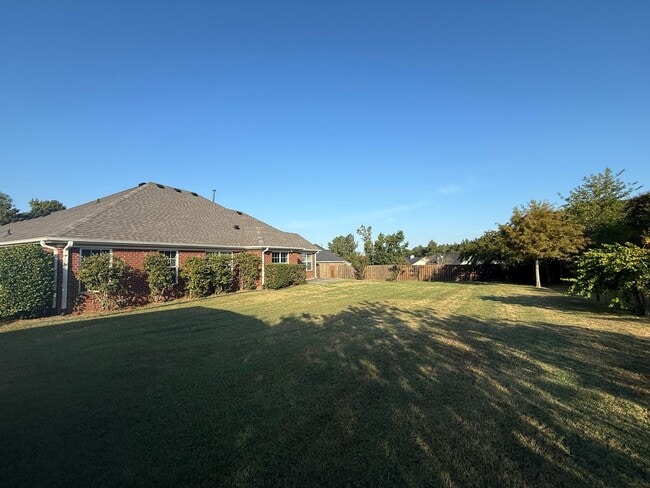 Photo - 3 BR/2BA Home w/ Formal Dining Room, 2-Car...