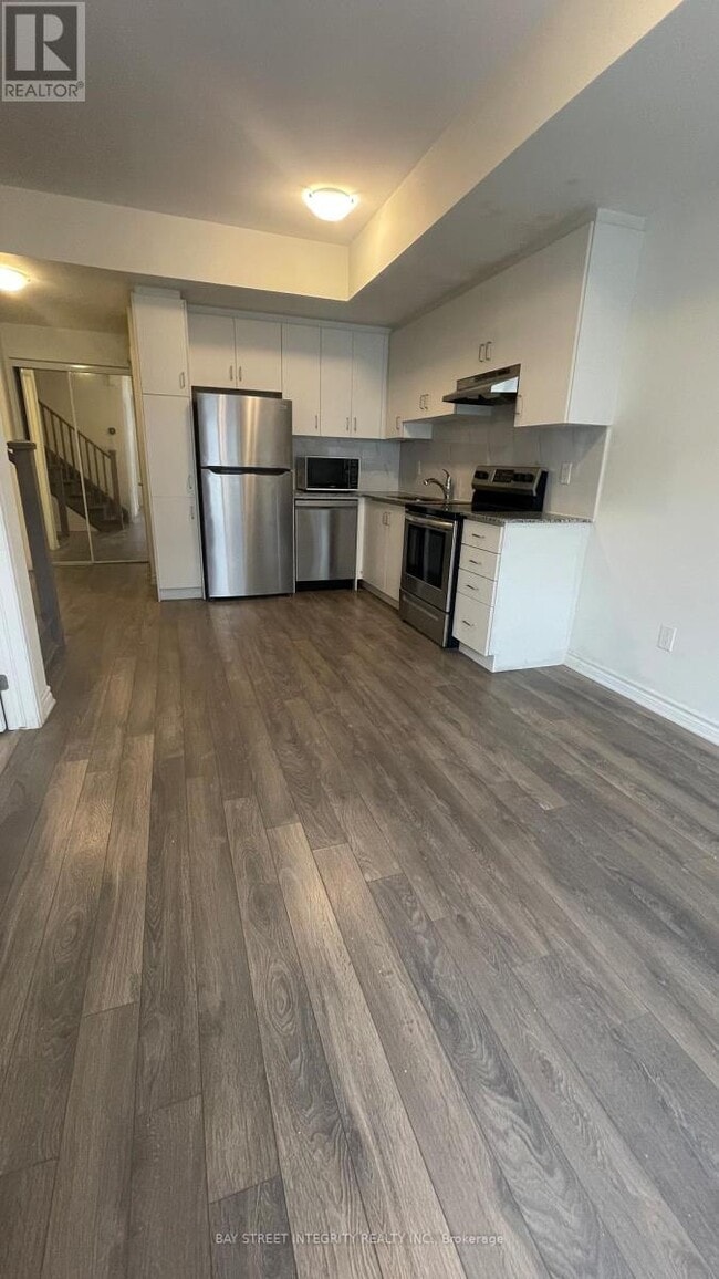 Photo - 2791 Eglinton Ave E