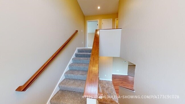 Photo - 1806 N Creek Cir