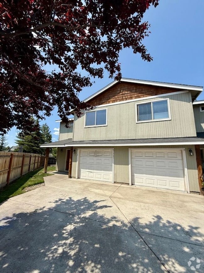 Building Photo - 61385 Sally Ln Unit 1 Rental