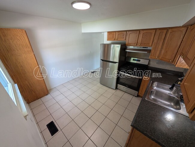 Photo - 1979 E 42nd St