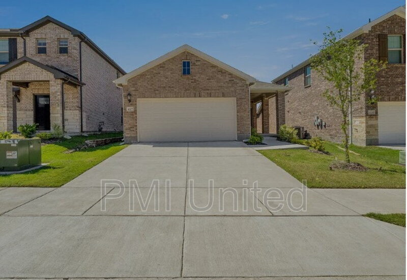 Photo - 617 McKenna Dr