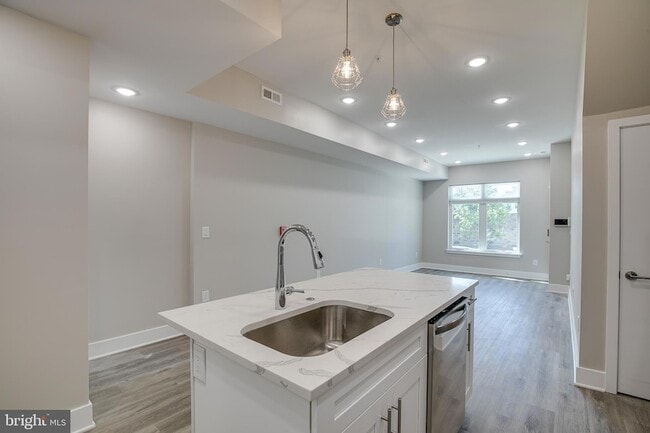 Photo - 2019 N College Ave Unit 1