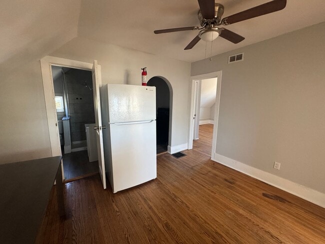 Building Photo - 302-304 Lenox Ave Unit #3 - 3rd Floor