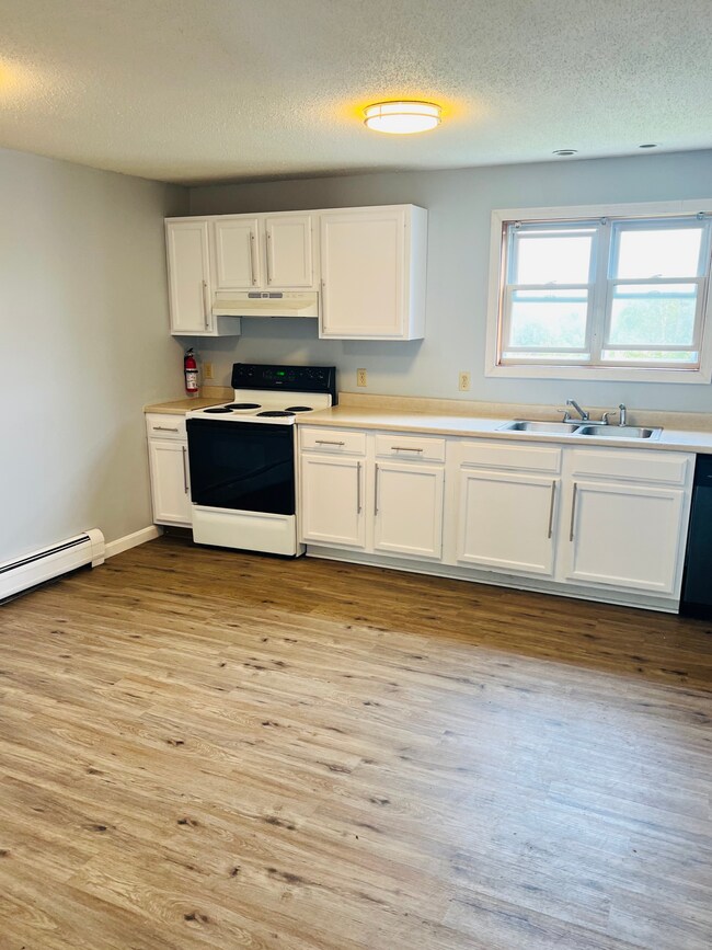 Photo - 10 Colby Way