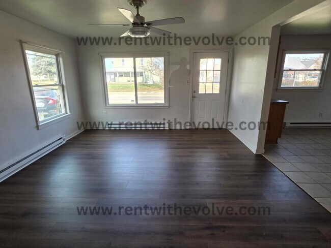 Photo - 612 E Washington St