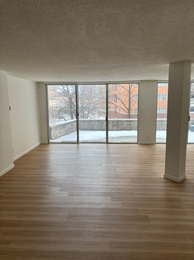 Photo - Plaza Point Apartments