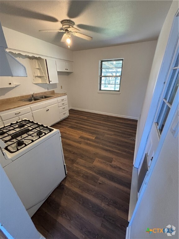 Building Photo - 1110 S 13th St Rental