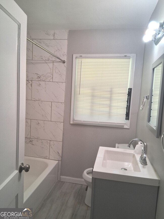 Photo - 2078 E Lilac Ln