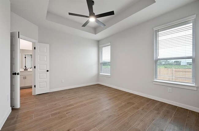 Photo - 201 Arches Dr