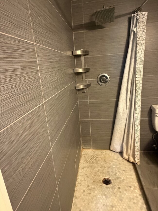 Photo - 702 N Holiday Dr Unit 3