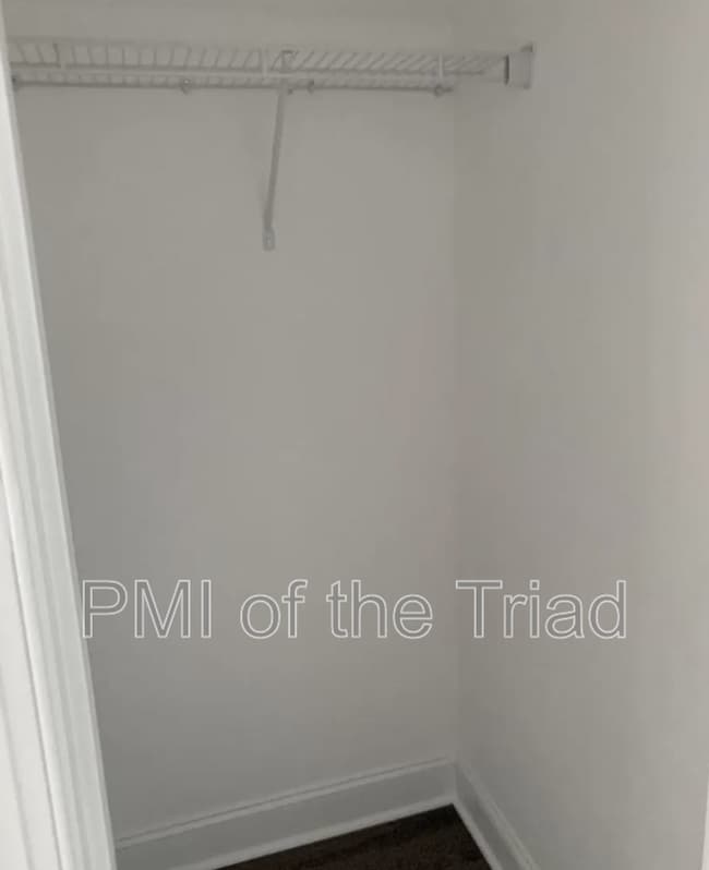 Photo - 868 Silver Leaf Dr