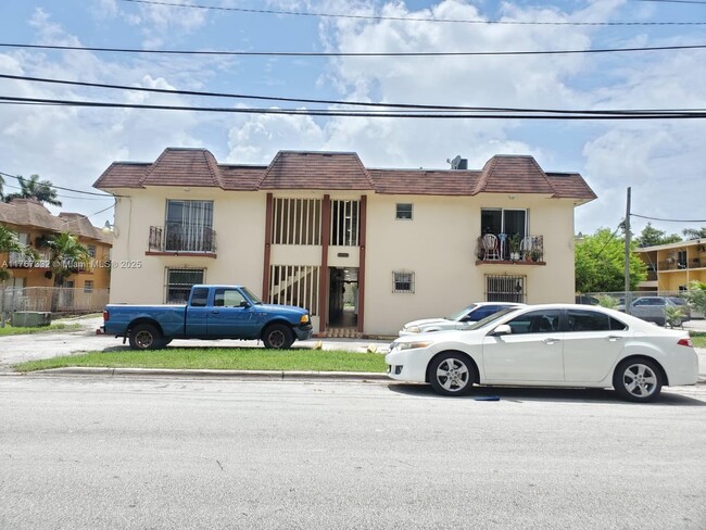 Photo - 1008 NW 45th Ave Unidad 6 Rental