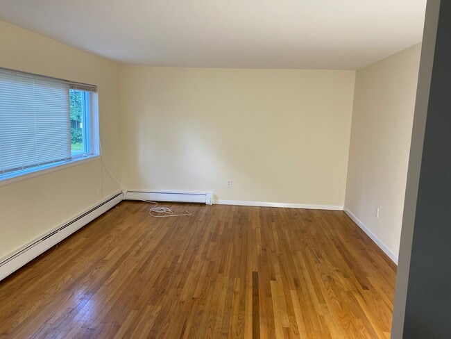 Photo - 271 Palmer Rd Unit 1