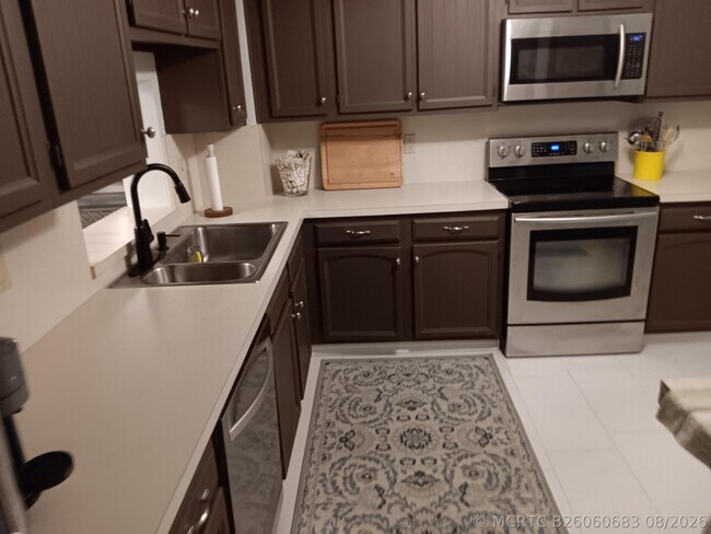 Photo - 3200 Port Royale Dr N Unit 1009