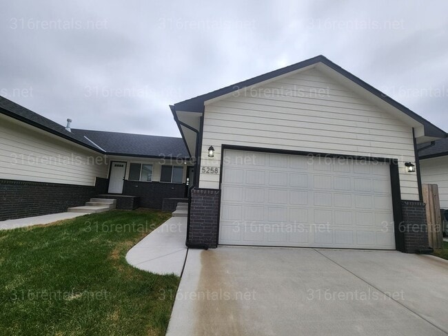 Building Photo - 5258 N Plumthicket St Unit 5258 N Plumthicket St