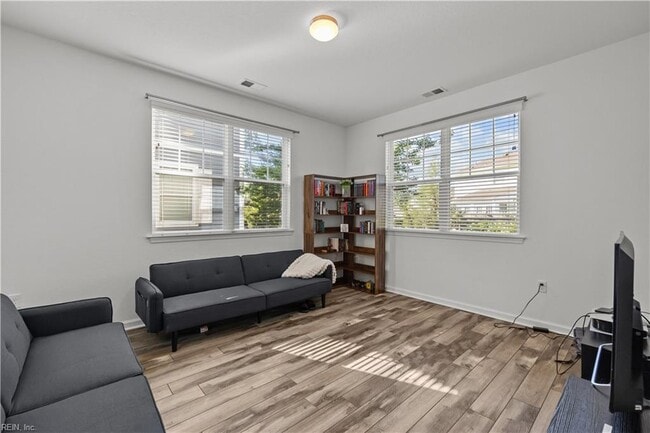 Photo - 5024 Hawkins Ml Wy