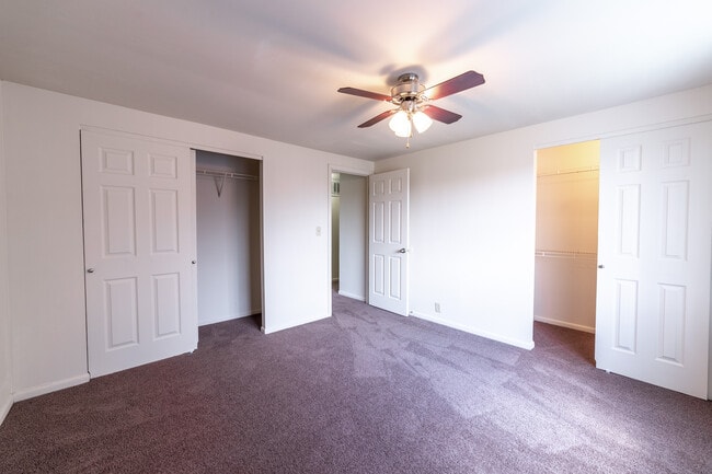 master bedroom - Shadeland Terrace Townhomes w/Basements