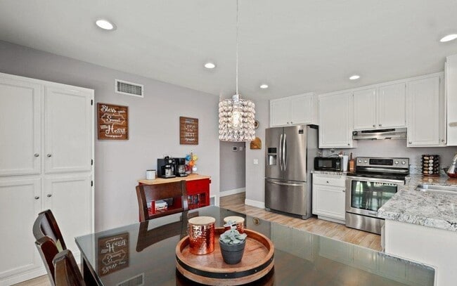 Photo - 13842 Midgrove Ct