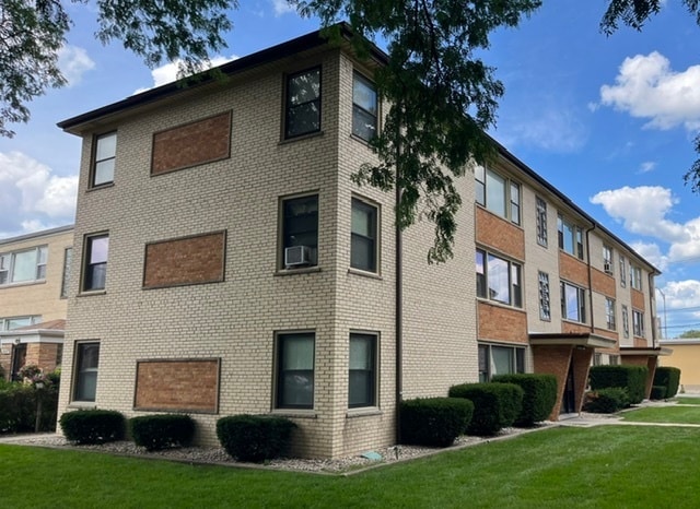 Building Photo - 5622 W Goodman St Unit 3S Rental