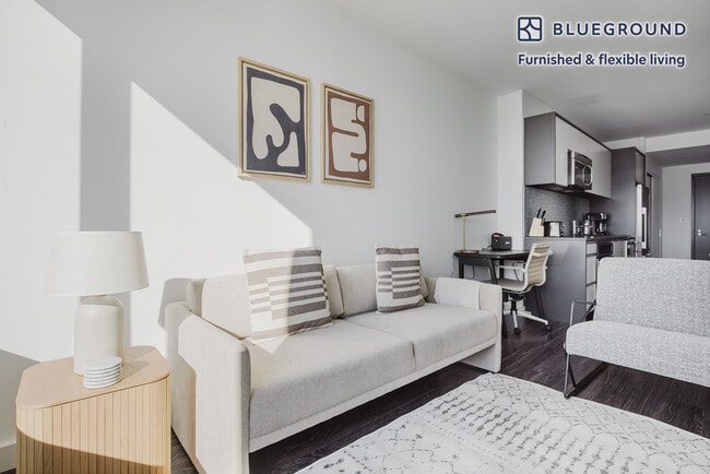 Photo - 10 New St Unidad FL5-ID1147