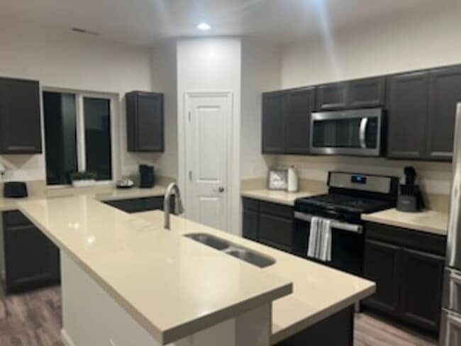 Building Photo - 3 Bedroom, 2 Bathroom home in Fernley, NV