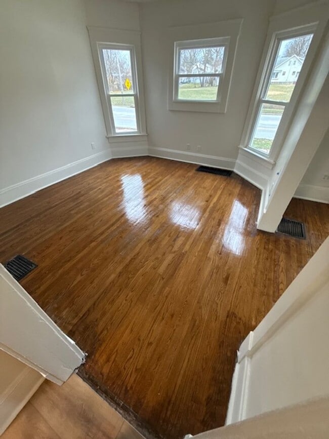 Photo - One Bedroom Duplex ( first floor)  $1160