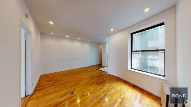Building Photo - 3 bedroom in Manhattan NY 10003 Unit 5 Rental