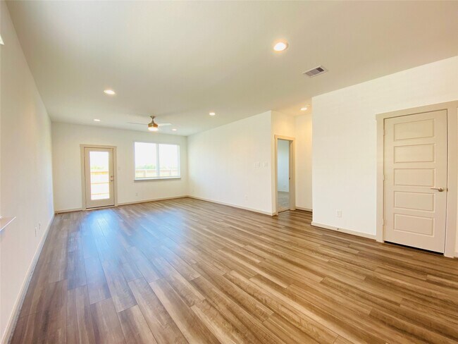 Photo - 2811 Chancery Summit Ct