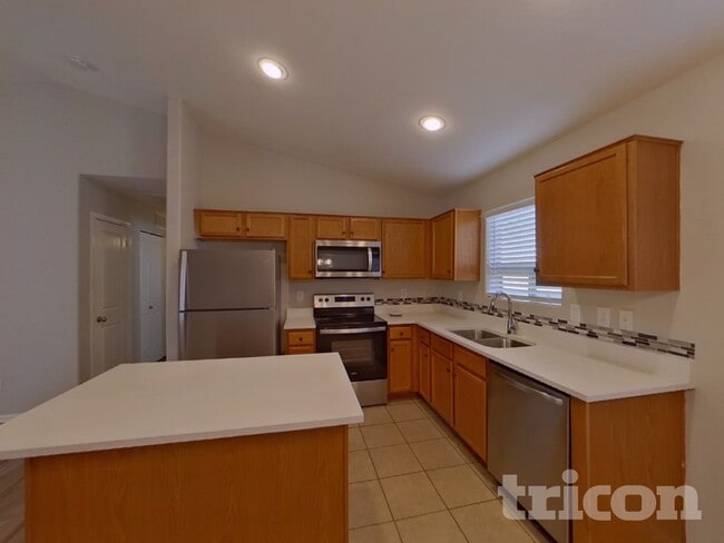 Photo - 40441 W Thornberry Ln