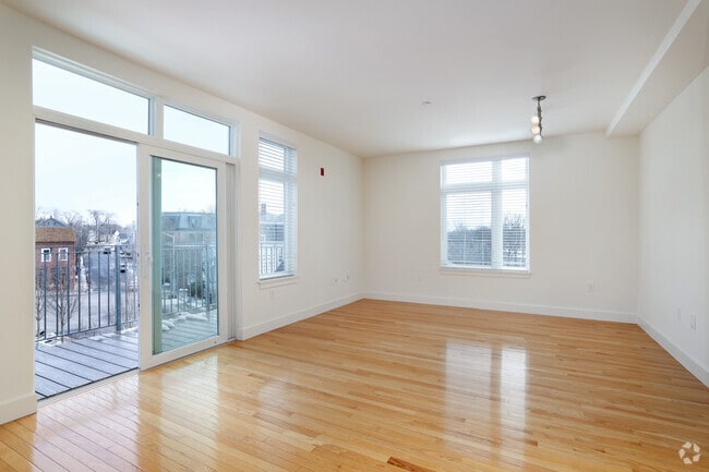 2BR, 2BA - 1195SF - Living Room