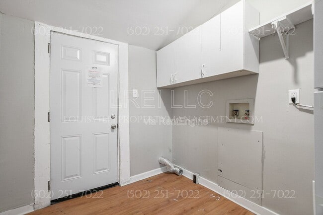 Photo - 2424 Rowan St