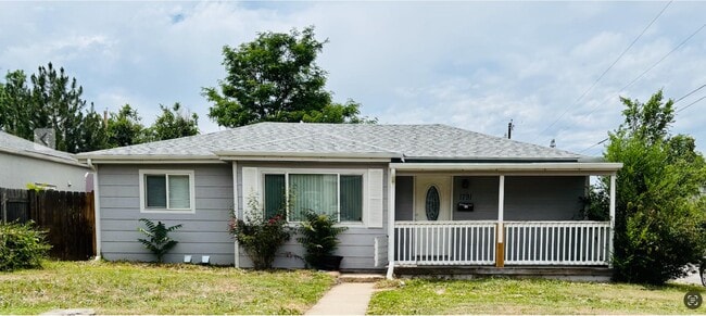 Building Photo - 1791 Kenton St