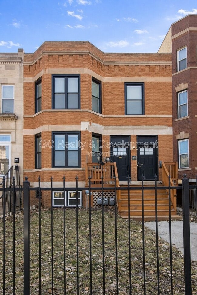 Building Photo - 6416 S Drexel Ave Unit G