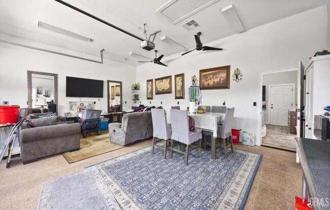 Photo - Affordable studio for rent in a great neighborhood