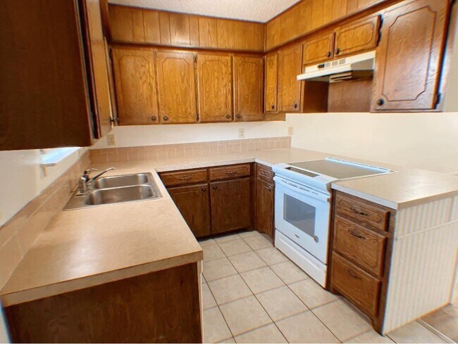 Photo - 1639 N Cedar Loop