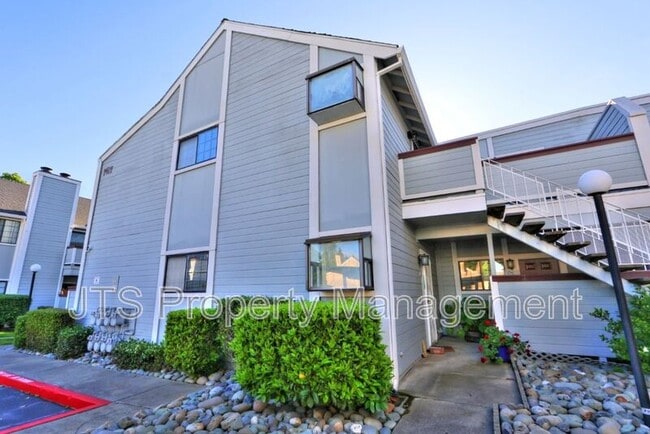 Photo - 7417 Auburn Oaks Ct Unit R