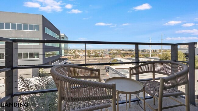 1001 E Playa Del Norte Dr Unit 2543