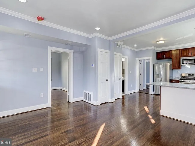 Photo - 811 Thayer Ave Unidad 1