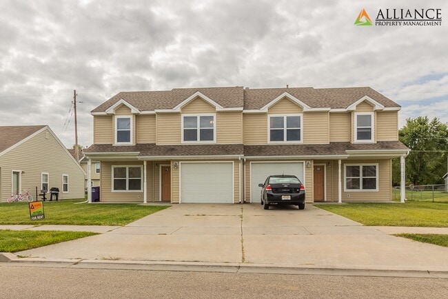 Photo - Large Duplex!