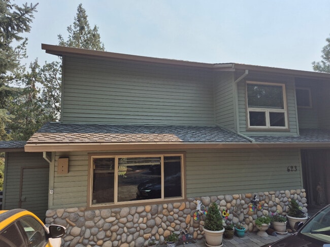 Building Photo - 623 NW Silver Buckle Rd Rental