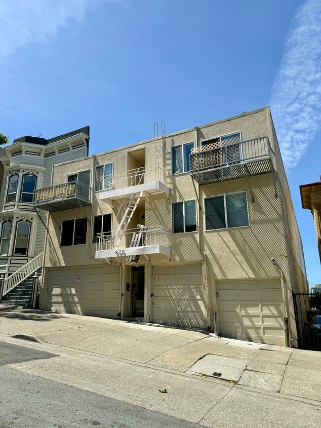 Building Photo - 870 Grove St Unit 103