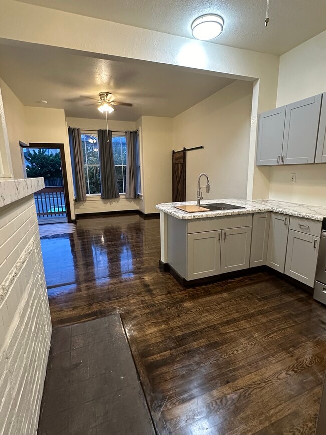 Photo - 639 16th St Unit 2