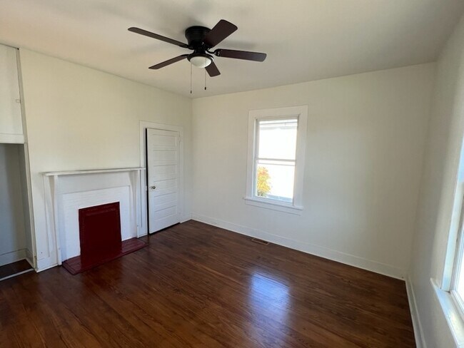 Photo - 750 Maywood St