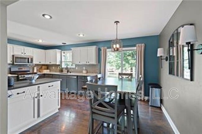 Photo - 11516 N Windsor Ave