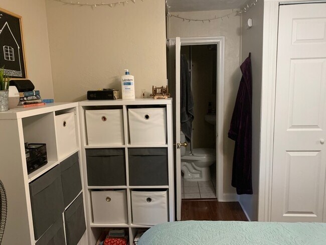 Photo - 526 600 W Unit 1