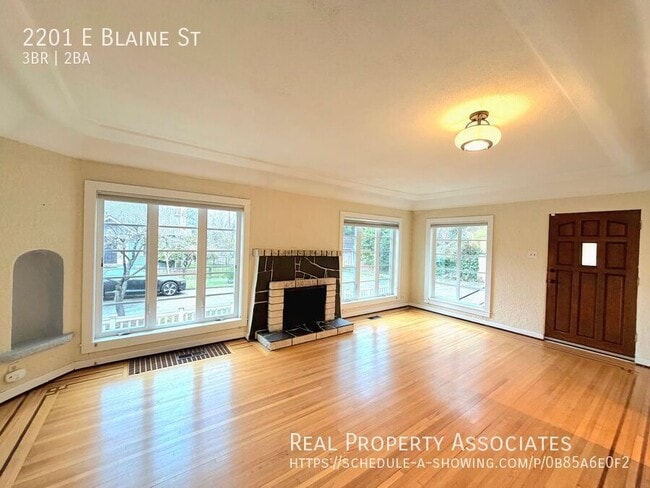 Photo - 2201 E Blaine St