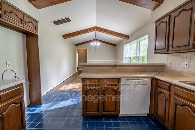 Photo - 6717 S Louisville Ave